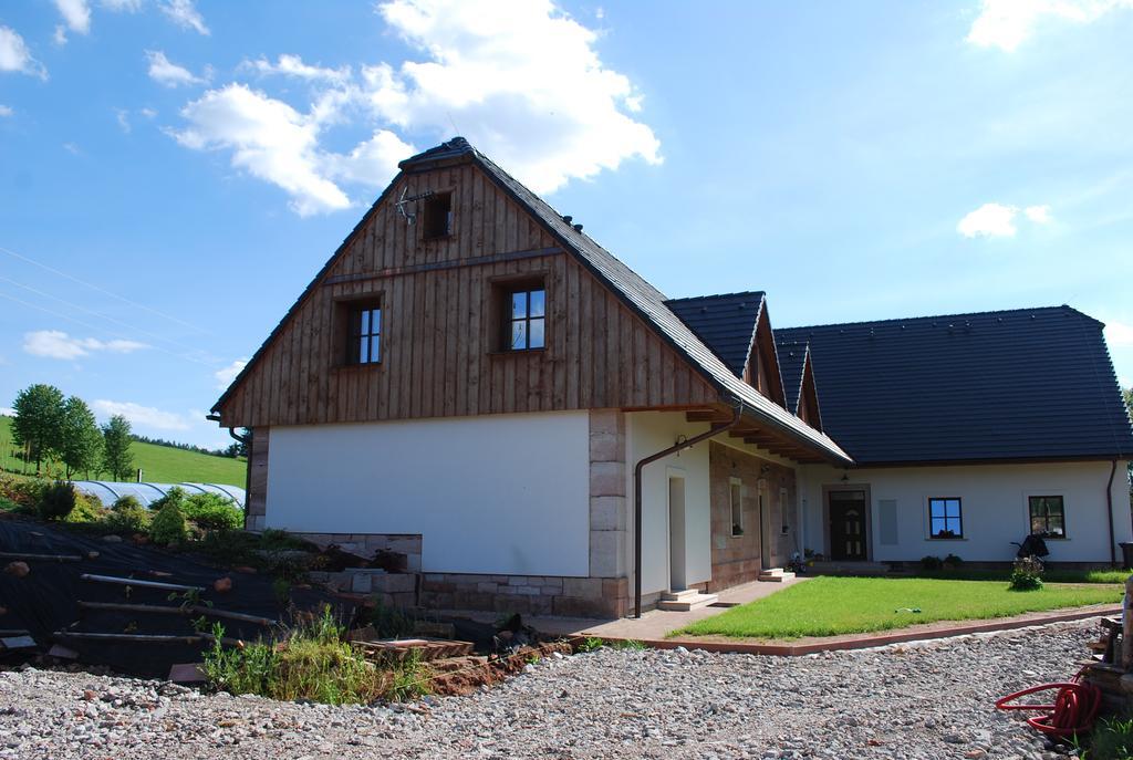 Statek Pod Lipou Otel Pilníkov Dış mekan fotoğraf